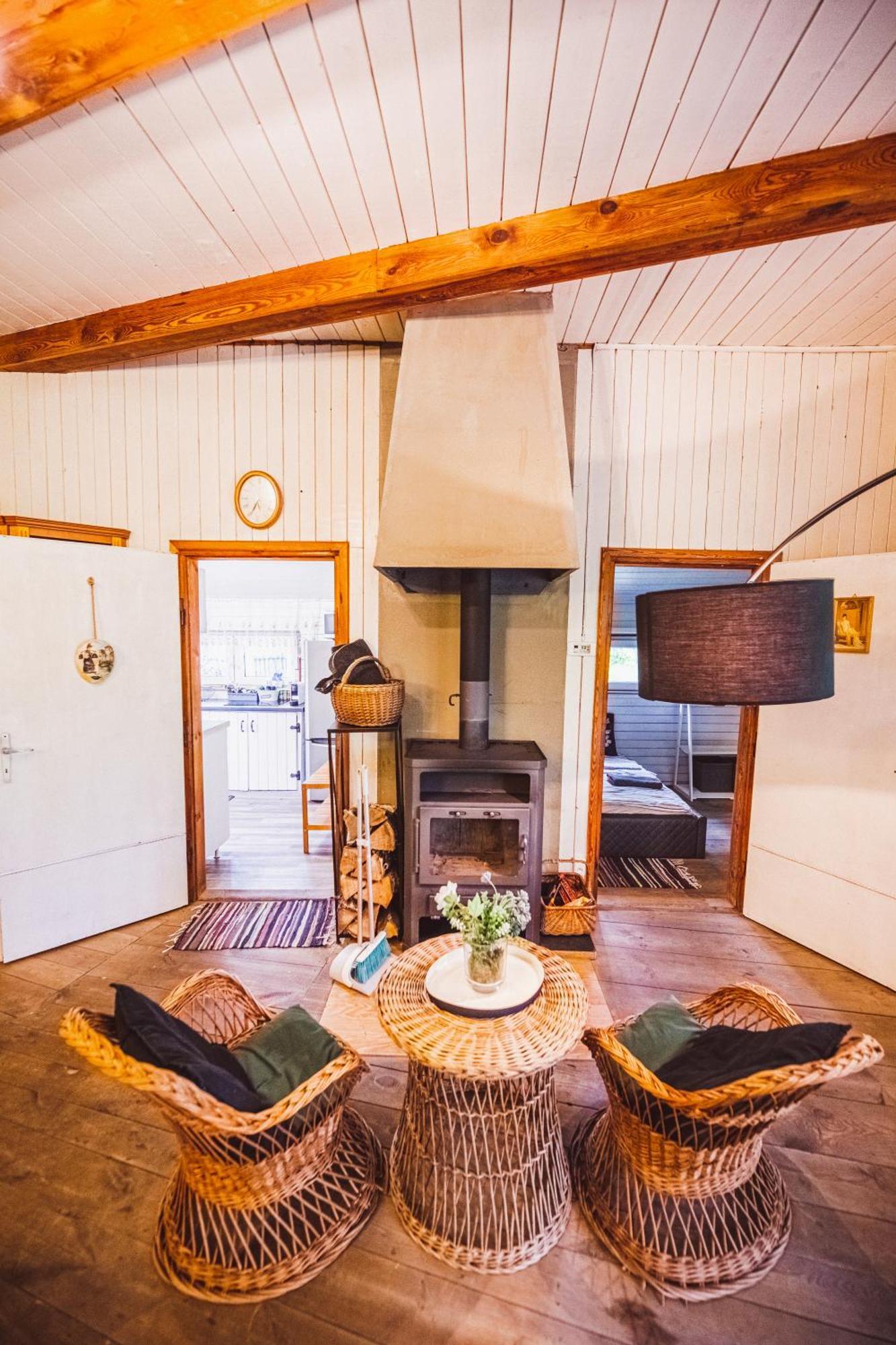 Cozy Nature Retreat With Patio Fireplace Garden Maciejowice Exteriör bild