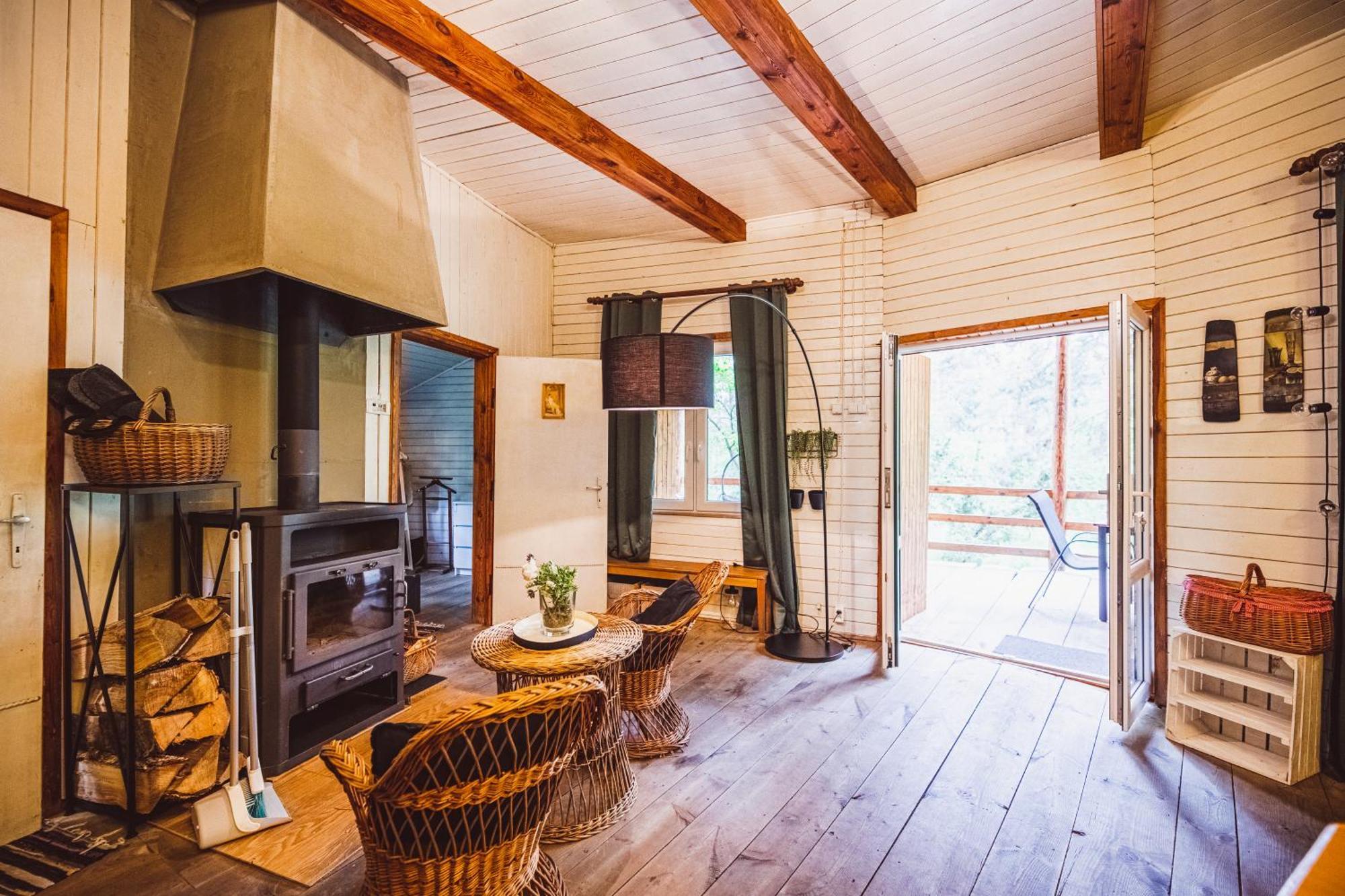Cozy Nature Retreat With Patio Fireplace Garden Maciejowice Exteriör bild